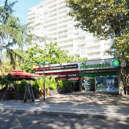 Le Celestay Apartment