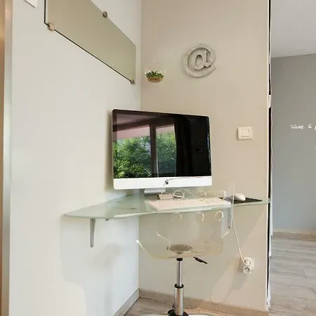 Le Celestay Apartment