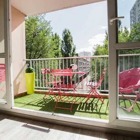 Le Celestay Apartment